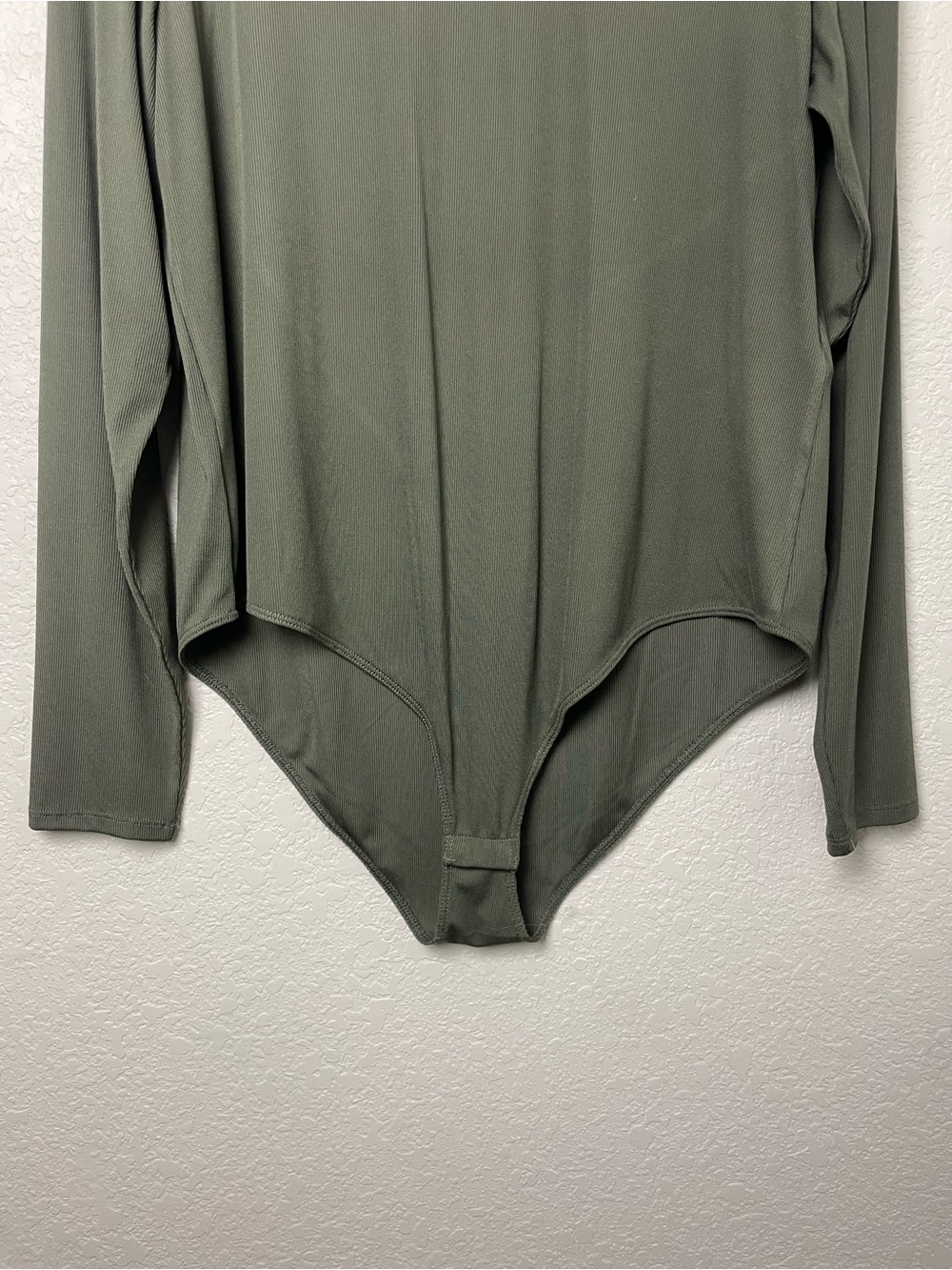 Bnwt! H&M Olive Mock Neck Ribbed Long-Sleeve Bodysuit Size XL - Picture 5 of 8